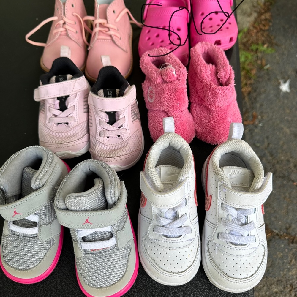 Baby shoes